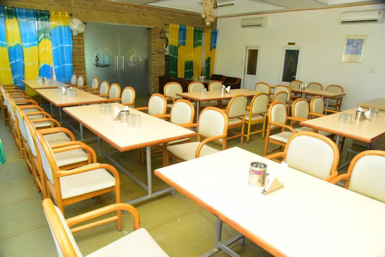 Man Singh Hotel And Resorts Jhalawar Exterior foto